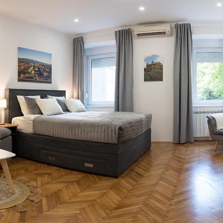 Like Home Zagreb Apartment ภายนอก รูปภาพ