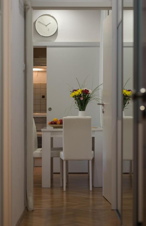 Like Home Zagreb Apartment ภายนอก รูปภาพ